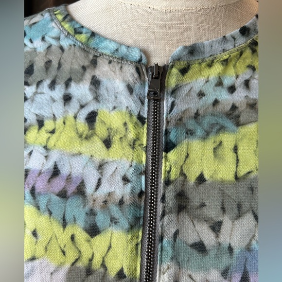 Marc Cain Sport zippered top multicoloured size 6 - Picture 8 of 10